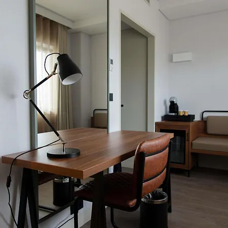 Hotel Ibis Styles Lisboa Aeroporto Prior Velho