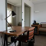 Hotel Ibis Styles Lisboa Aeroporto 4*