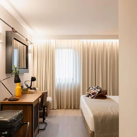 Ibis Styles Lisboa Aeroporto Hotell