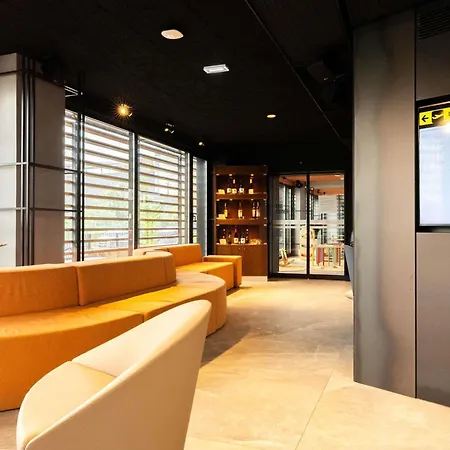 Ibis Styles Lisboa Aeroporto Hotel 4*