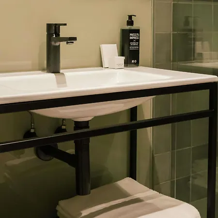 Ibis Styles Lisboa Aeroporto 4*