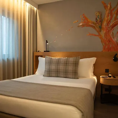 Ibis Styles Lisboa Aeroporto 4*