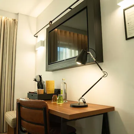 Ibis Styles Lisboa Aeroporto Prior Velho