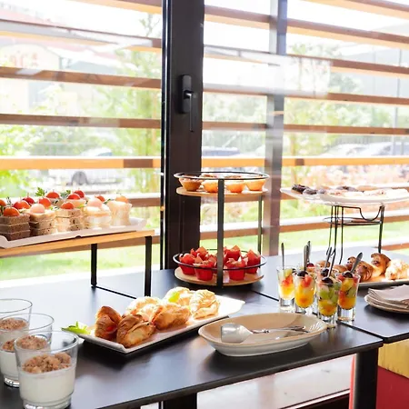 Ibis Styles Lisboa Aeroporto 4*