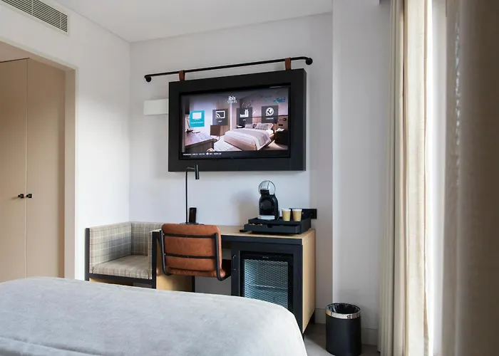 Ibis Styles Lisboa Aeroporto 4*