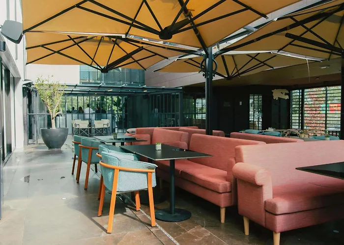 Otel Ibis Styles Lisboa Aeroporto Prior Velho
