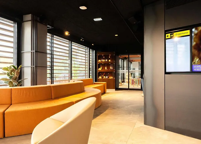 Ibis Styles Lisboa Aeroporto Otel 4*