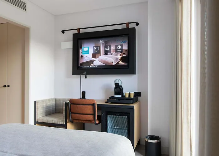 Ibis Styles Lisboa Aeroporto Otel 4*