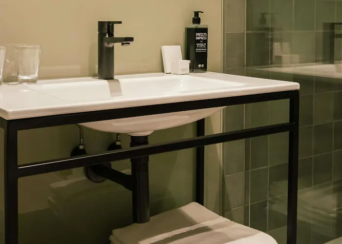 Ibis Styles Lisboa Aeroporto 4*