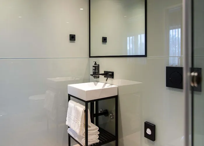 Ibis Styles Lisboa Aeroporto Otel