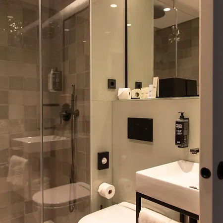 Ibis Styles Lisboa Aeroporto 4*